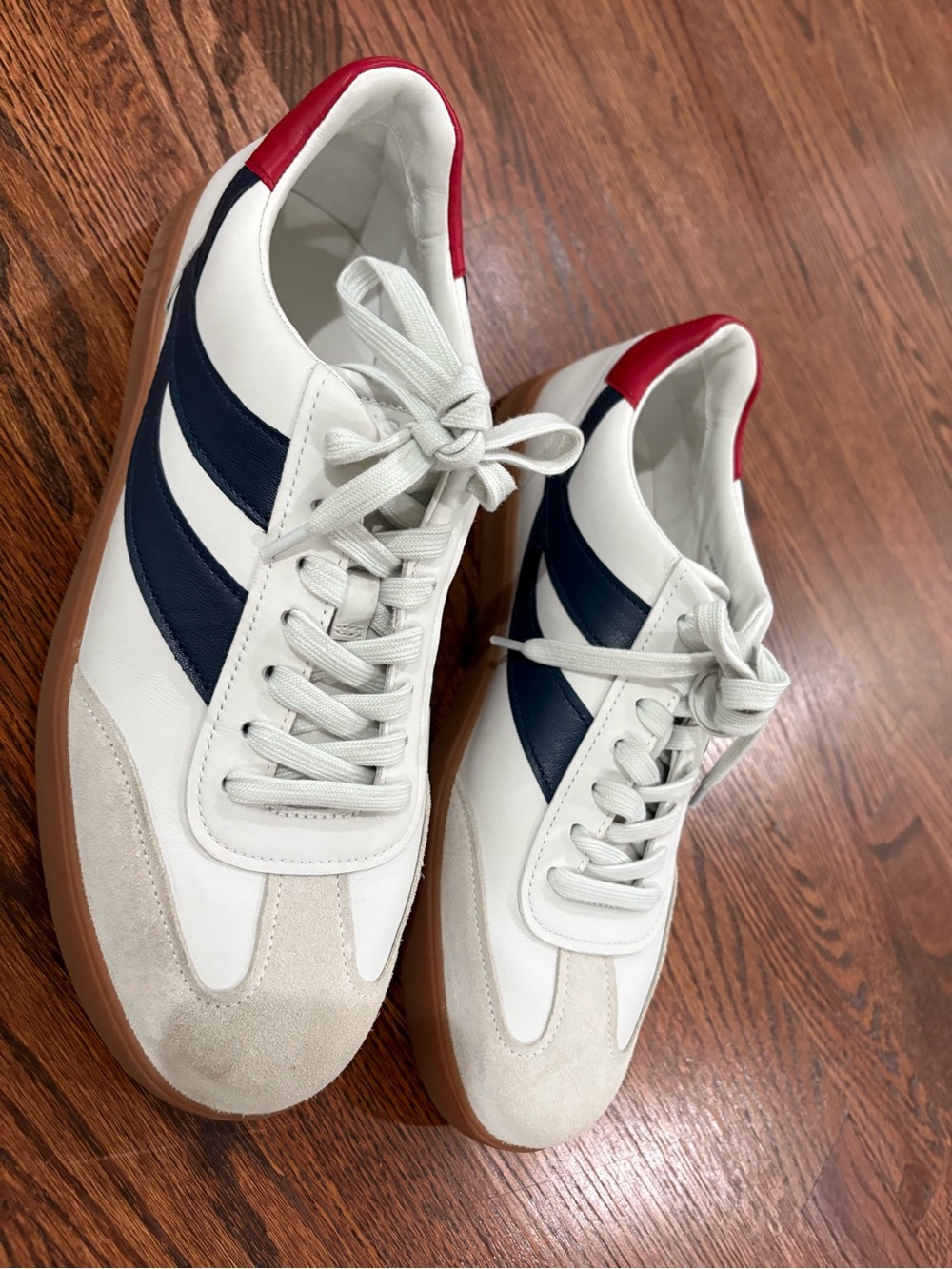 Vince White Leather Sneakers with Navy Stripes and Red Heel